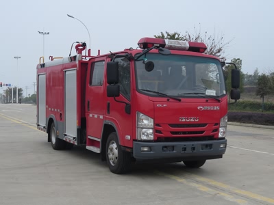 新东日牌YZR5100GXFSG30/Q6型水罐消防车
