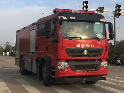 新东日牌YZR5190GXFPM80/H6型泡沫消防车
